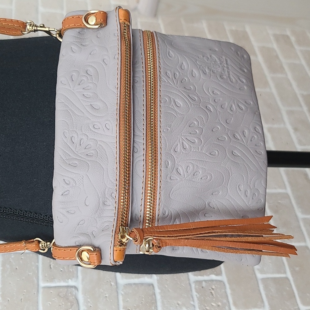 Vera Pelle Light Grey Genuine Leather Crossbody Small Bag (W8.5"× H7.5")